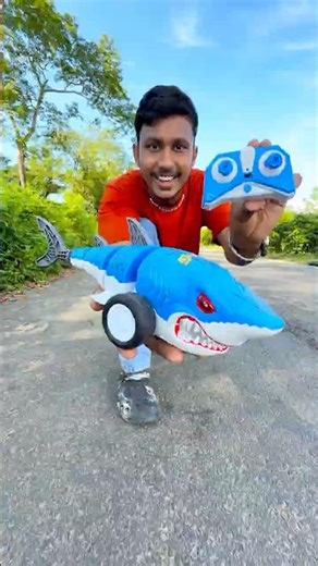 KGeM Remote Control Shark Car