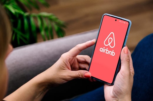 Airbnb Q2 Earnings: Revenue, EPS Beat Estimates; Stock Repurchase - Airbnb (NASDAQ:ABNB)