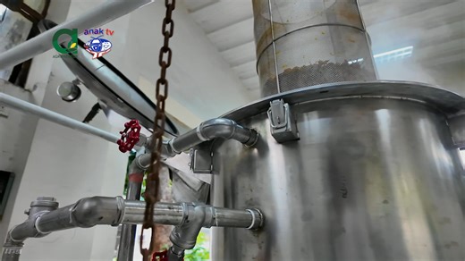 Alamin ang kwento ng DOST Philippine Textile Research Institute sa likod ng pananaliksik sa mga natural dyes na ginagamit sa tela. Ito ay isang kwento ng kultura at inobasyon na hinabi para suportahan ang ang lokal na textile industry. #Agripreneur | Agripreneur