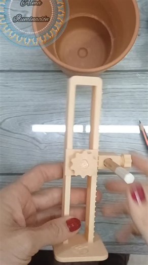 Gramil con pie para tus lineas verticales,si queres el enlace a la tienda dejame un msj ❤️. | Alma iluminacion puntillismo y algo más