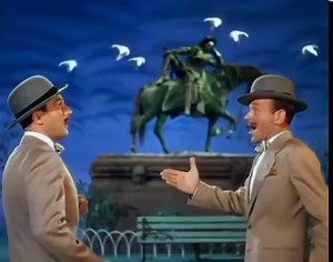 Fred Astaire and Gene Kelly dancing in “Ziegfeld Follies”, 1946 (It is the only film the two appeared in together.) ————————————————————————- 😎Follow @goodoldmovies for better stuff! 👈🏻 ————————————————————————-#oldhollywood #vintage #classichollywood #legend #moviestar #hollywoodstar #marilynmonroe #hollywoodgreats #1940s #1950s #silverscreen #goldenage #goldenageofhollywood #oldmovies #retro #actress #history #fashionhistory #ritahayworth #dancing #fredastaire #genekelly #youwereneverloveli