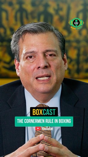 What responsibilities do cornermen have during a fight? Mauricio Sulaimán discusses the rules. 🎙️
