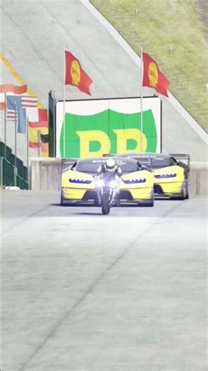 Yamaha R1 vs Bugatti Vision GT #shorts #yamaha #yamahar1 #superbike #supercars #bike #racing #car