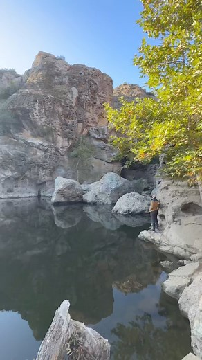 Robert Thurman on Instagram: "Over 100 movies & shows were filmed here! 🎬 Fourteen-mile Malibu Creek is the principal watercourse of the Santa Monica Mountains that ends at Malibu Lagoon. . There are 15 miles of streamside trail through oak and sycamore woodlands on chaparral-covered slopes. Following the trail along Malibu Creek, the visitor will be treated to spectacular vistas, including volcanic rock gorges, scenic pools, and breathtaking views of the Las Virgenes Valley and Malibu Canyon. 