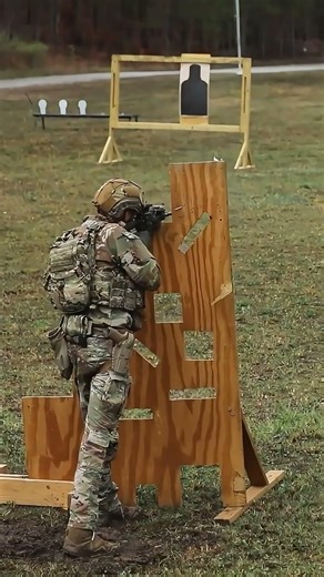 Remington 870 vs M4 – Who Is the King of Combat? #usarmy #training #righttargets