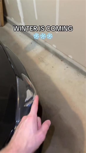 You won’t have to scrape ice on your car again 👌 Must have if you park your car outside! #windshieldcover #windshield #car #carfinds #usefulfinds #cover #ice #icescraper #cold #explore #reels | Shopaholicc