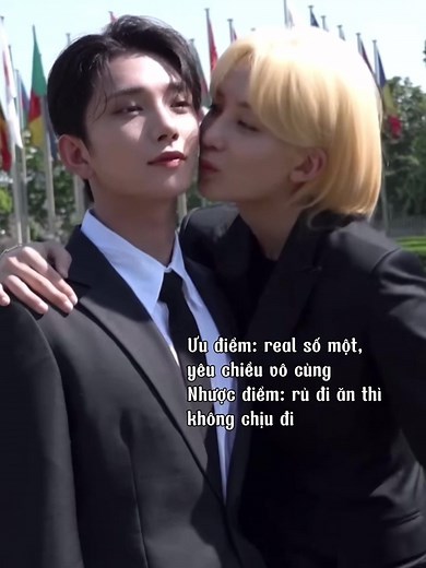 Bao giờ Hong Jisoo mới chịu đi ăng với Yoon Jeonghan đây ạa. tiện thể đăng selca cho con dân lunnnn #yoonhong #jihan #hanshua #jeonghan #joshua #seventeen #jhhj #fyp #viral #CapCut