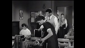 It's September already, so it's time to go back to school! And you can watch all of the best school moments featuring the iconic characters (Robert Young, Jane Wyatt, Elinor Donahue, Billy Gray and Lauren Chapin) from Father Knows Best! 00:00 From Season 2, Episode 6 'New Girl at School' 01:27 From Season 5, Episode 4 'Voice from the Past' 03:17 From Season 6, Episode 32 'Betty's Graduation (Flashback)' 04:08 From Season 2, Episode 18 'Betty's Brother' 05:00 From Season 4, Episode 6 'Mother Goes