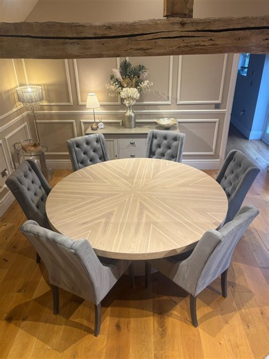 Bespoke Round Dining Table | Hand French Polished | Made to Order | Sunburst Oak Veneer | 120cm 150cm 180cm or Custom Size - Etsy UK