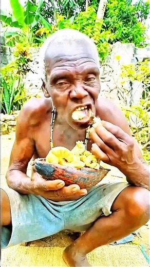 African Hunters Cook Their Fresh Catch in the Wild#shorts #africa #villagelife