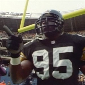 Don't get in Greg Lloyd's way 🙅‍♂️ | Pittsburgh Steelers