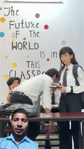 School Life🧬 A disabled duckling helps his cat🥰😍❤️ #animal #friendrescue #duckrescue #cuteanimals33