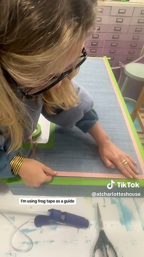 Girls bedroom makeover… part 3. My daughter said the windows looked boring and… she was right. Let’s make a DIY cornice! #bedroommakeover #bedroomdecor #cornice #diyproject