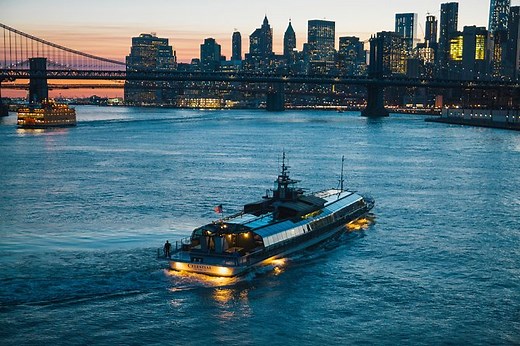 City Cruises New York: Bateaux Premier Dinner Cruise