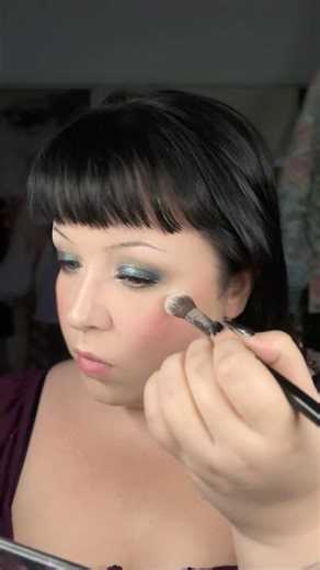 pigeon inspired makeup for the bird lovers