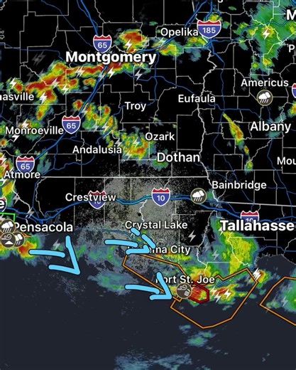 Heavy rain set up across Bay and Gulf county will continue for a few hours. Flash flooding is possible. | Meteorologist Ross Whitley