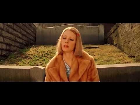 The Royal Tenenbaums - Cutting off Margot's Finger