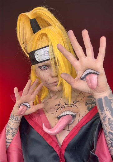 One more Akatsuki member left to cosplay! Deidara is such a great character in Naruto Shippuden but I had previously struggled with how to make him an interesting transformation. Showing his ultimate art definitely added to the overall look! #akatsuki #naruto #anime #cosplay #narutoshippuden