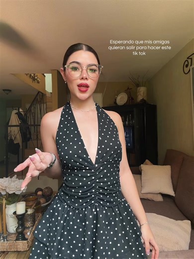 Rogándoles como siempre 😭 #amigas🤞🏻💕 #ousi #koko #salida