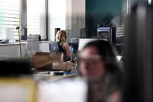 Pourquoi la semaine de quatre jours séduit tant mais peut aussi conduire au désastre