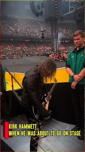 Kirk Hammett: When he was about to go on stage❗🎸🤘 #shorts #music #guitar #kirkhammett #metallica