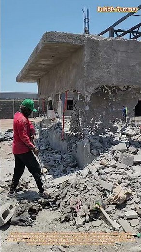 La précision dans la démolition : démantèlement de structures en béton à l'aide d'outils manuels