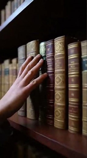 I Built a SECRET Room Behind My Bookshelf! 🤫📚