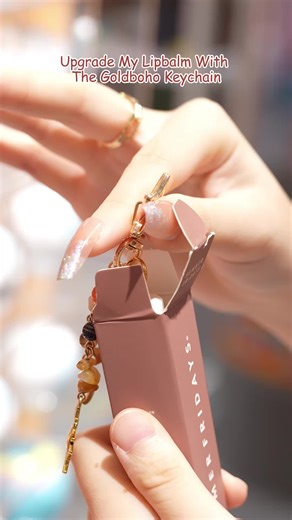 Cute Lip Gloss and Balm Keychain Hacks