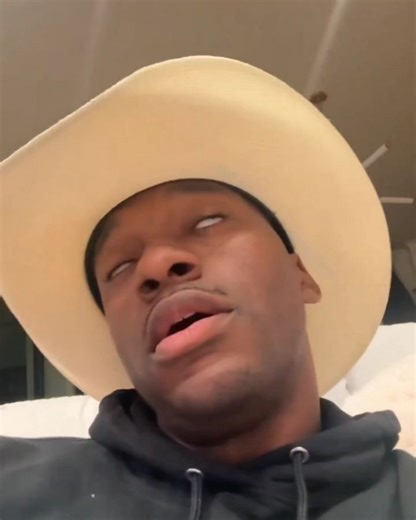 Sports Illustrated on Instagram: "@rgiii expressed the sentiment of many Commanders fans after Jayden Daniels's gruesome injury"