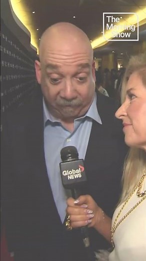 Paul Giamatti calls Julianne Moore “one of the greatest actresses alive”