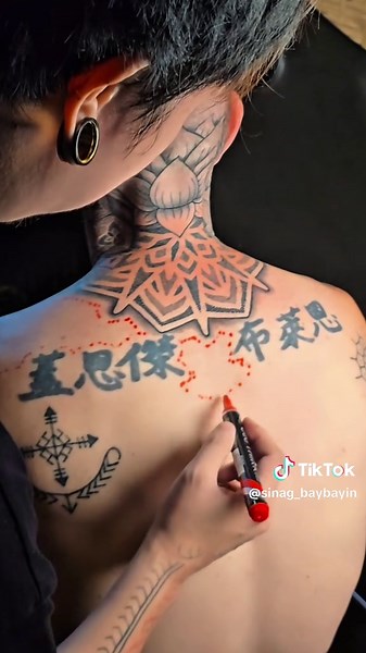 Baybayin Hand-Poke Tattoo para sa Panauhin