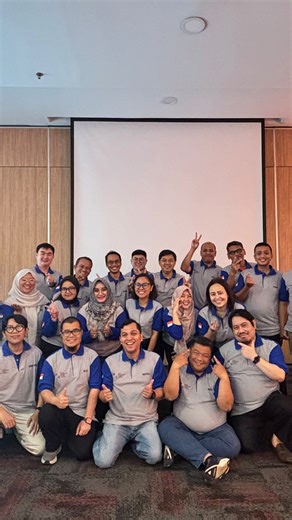Project Management Institute - Indonesia Chapter on Instagram: "New year, fresh spirits! 🎉 Today, 10 January 2026, PMI Indonesia Chapter welcomed new board members of 2026! The board members of 2026 has signed their commitment letters as a starting point to many FUN & EXCELLENT events and impacts ahead. Together, we are ready to contribute to spread awareness on project management as well as engage practitioners, students, and experts to promote project management excellence in Indonesia. Pleas