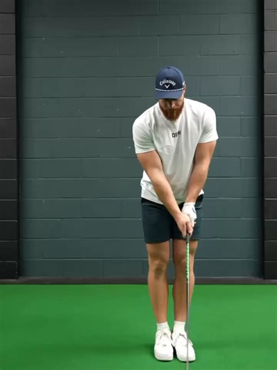 🏌🏻‍♂️Step Back Drill🚀The step back swings are an advanced ground reaction force drill we have in our SuperSpeed protocols.For those that struggle to shift into their trail side during the backswing or roll their pressure too much to the outside of the trail foot this drill works well.The SuperSpeed App guides you through many different drills and teaches you exactly how to perform each one.📽DRVNGOLF Martin Borgmeier IG