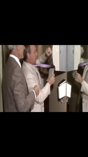 Tim Conway Gets His Tie Stuck Carson Tonight Show #JohnnyCarson #TimConway #reelsviral | Best Seen