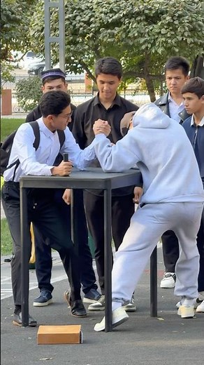 Nerd vs Strangers, Prank 20kg📗