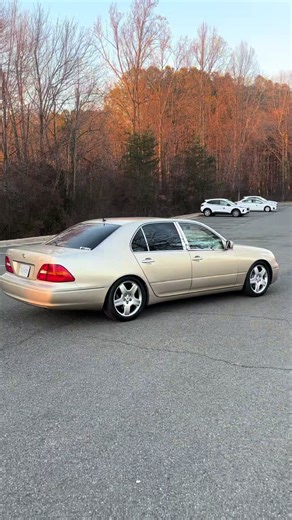 I couldn’t even take a L in a lexus 🗣️#lexus #ls430 #fyp #cars #lowered