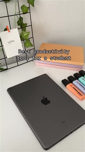 Taskade Texting App on Instagram: "Looking for the best productivity tool? uses Taskade to make daily life easier. Get organized today! #ai #automation"