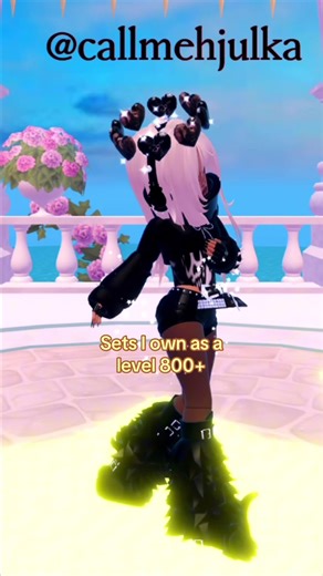 Exploring My Royale High Outfit Sets Part 4