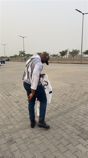 Gallant as the name implied He’s a warrior,yet so principled & so loving but please don’t take him for a fool, He’s willing to learn only from the humble, you won’t know what it means he’s humble that’s a man who has been through so much, @Iamemmi__ @₱ɆⱠⱠɆⱤ @DAMI “CLARO” #viralvideo #highlight #viral?videotiktok😇😇1mellean😎🤟🤗❤️❤️🥀❣️