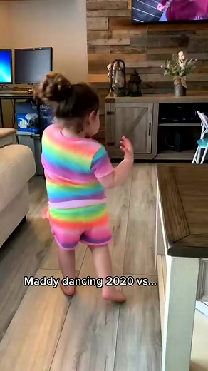 6.2M views · 55K reactions | It’s the running out of breath at the end for me! 藍藍 #dancing #dance #natural #foryoupageviralシ゚ | Vikki | Facebook