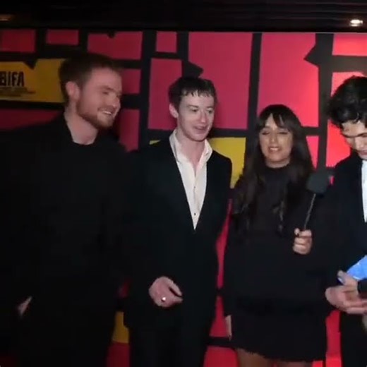 This smile. ❤️ Kit Connor interview. #heartstopper #shorts #youtubeshorts