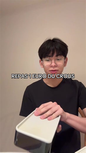 Repas CROUS : Samosas et Coquillettes pour Étudiants