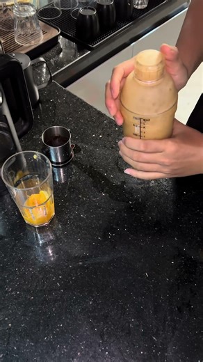 (AVX Label #20) Cold Brew với quýt ngọt