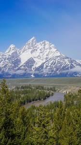 GET OUT 👏 SHARE THIS if you looooove a long national park road trip ✨ I love those long trips because you can talk, listen to music, make jokes, eat snacks, visit cool truck stops…. It’s all apart of the journey! 🤩 My longest road trip was 13 hours! What’s the longest you’ve driven to a national park? 🏞️ #nationalpark #nationalparks #roadtrip #travel #adventure | K E N D R a