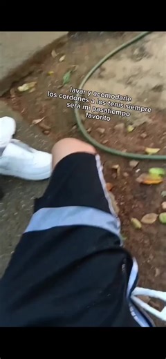 no sé si soy solo yo 😅 #lxcriscris #zapatos #nike #limpieza #moda