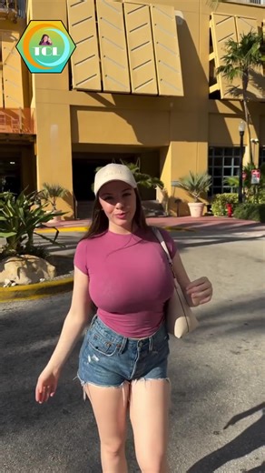 Jasmine Gifford – Biography, Age, Plus-Size Model, TikTok & Instagram Star #NUDE #NAKED