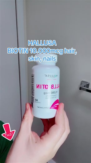 Hallusa Natural Biotin 10000 mcg 60 Capsules for Hair Skin Nails Support Edible Gluten Free Organic Vegan Friendly Supplement #hallusa #biotinforhair #biotina #biotinaparaelcabello #hairnailsskin