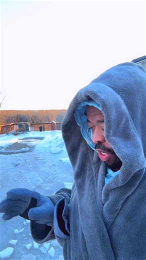 Tobias Young | Elsa don’t you come back round these parts! #simplyfoodbyty | Instagram