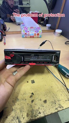 حل مشكلة حماية استيريو JVC بسهولة
