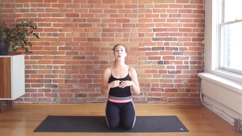 10 Min Morning Yoga Stretch to Wake Up | Gentle Full Body Flow